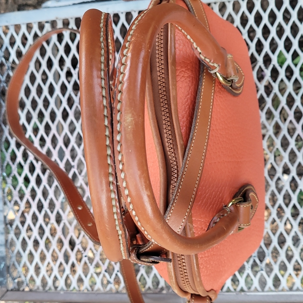 Vintage Dooney & Bourke AWL Coral Orange Norfolk Satchel - Picture 8 of 16